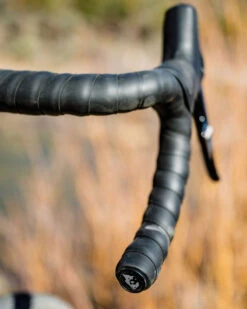 Bande De Guidon Supple Lite -Vélo Pièces Magasin Wolf Tooth Supple Lite Lenkerband WT SLITE BARTAPE BLK 5